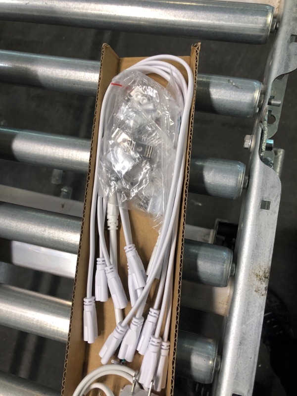 Photo 7 of 6 Pack Barrina LED T5 Integrated Single Fixture, 4FT, 2200lm, 3000K (Warm White), 20W, Utility Shop Light, Ceiling and Under Cabinet Light, ETL Listed, Grow Light with Built-in ON/Off Switch
