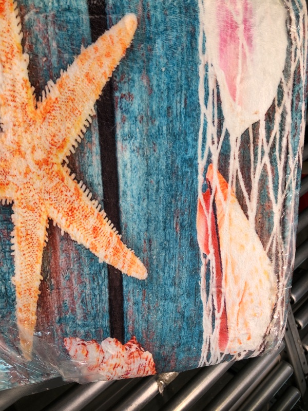 Photo 4 of 2' x 6' Flannel Starfish Seashell Wood Bathroom Carpets Rugs Bath Mat Bath Rugs Anti-Slip Kitchen Mats Bathroom Mat Bathroom Carpets (Red Starfish)