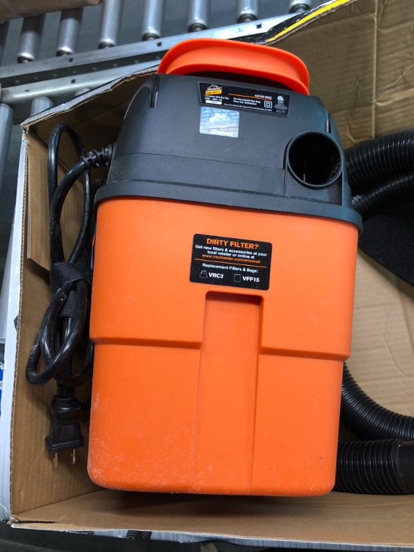 Photo 4 of Armor All Mate Wet/Dry Utility Vac (AA1550902), Orange