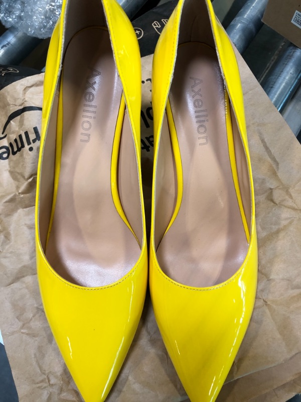 Photo 1 of Women's YELLOW  Pump Shoes Middle Heels SIZE 10 WOMENS