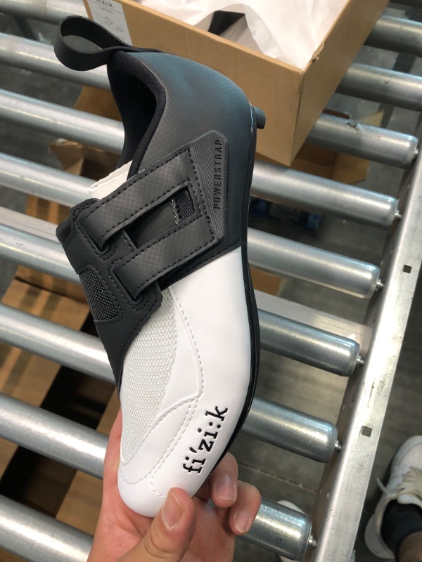 Photo 7 of Fizik Powerstrap R4 Unisex Adult Triathlon Shoes (Size: 7.5)