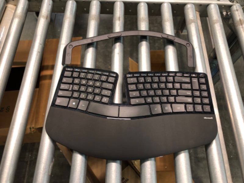 Photo 4 of Microsoft - Sculpt Desktop Ergonomic Full-size Wireless USB Keyboard and Mouse Bundle - Black