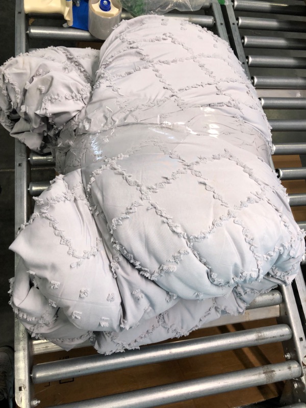 Photo 4 of  Pinch Pleat All-Season Down-Alternative Comforter Bedding Light Grey