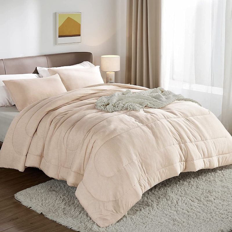Photo 1 of Bedsure California king 3 piece 1 comforter (104"x96")(264x244cm) 2 pillow shams (20"x36")(51x91cm)