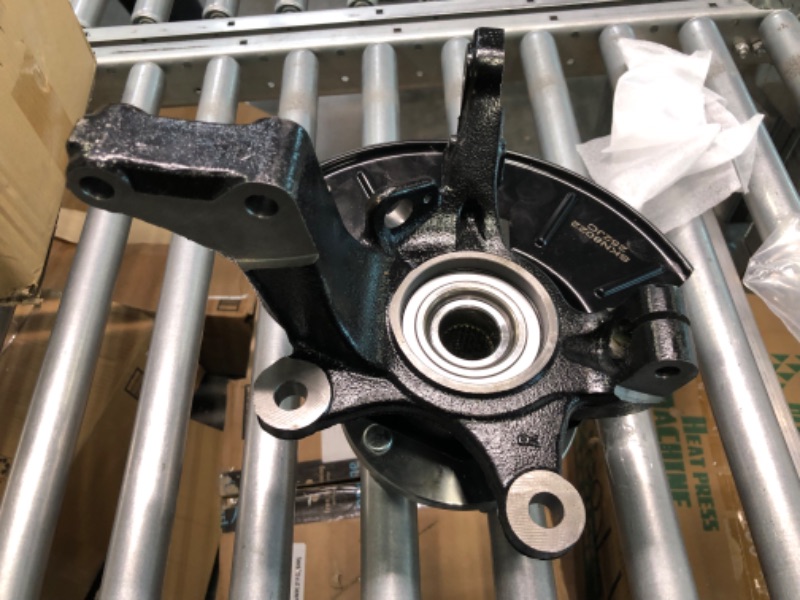 Photo 1 of Car Part, Thinking for Rear Axle, Unknow for model 