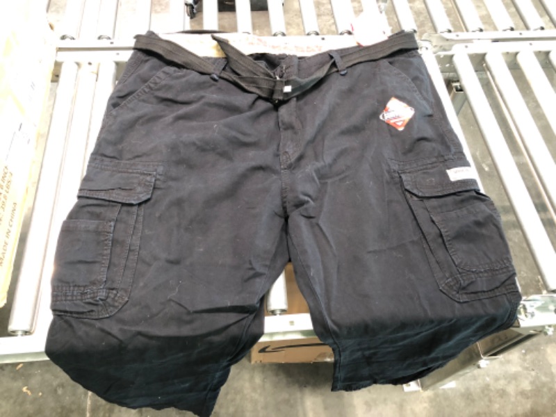 Photo 3 of Big & Tall Unionbay Survivor Cargo Pants (Black)