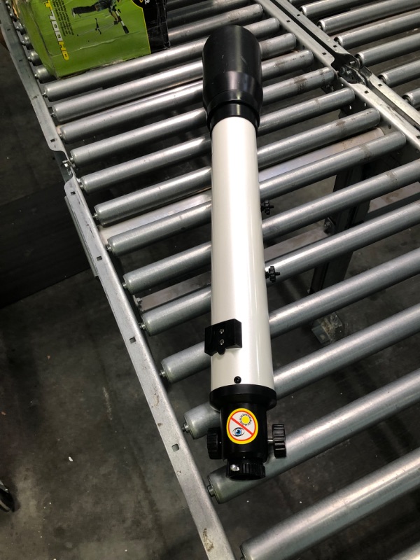 Photo 1 of Edu Science Astro Gazer 700 Young Astronomer's Refractor Telescope