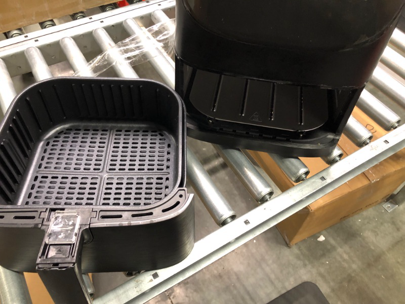 Photo 1 of Cosori Air Fryer, Max XL 5.8 Quart,1700-Watt Electric Hot Air Fryer (Black)