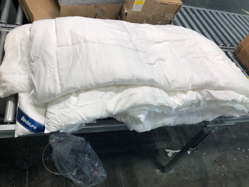 Photo 3 of Bedsure King Comforter Duvet Insert - Down Alternative White Comforter King Size, Quilted All Season Duvet Insert King Size with Corner Tabs
