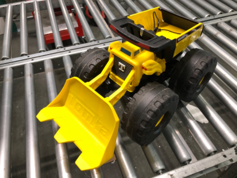 Photo 4 of Tonka Mighty Monster RC Dump Truck - A First-Ever - Made with Real Steel, Variable Speed, Motorized Hauling & Dumping, 360 Degree Stunts - Great Gift for Ages 5+, Frustration Free Packaging --- Couldn't test needs batteries ----
