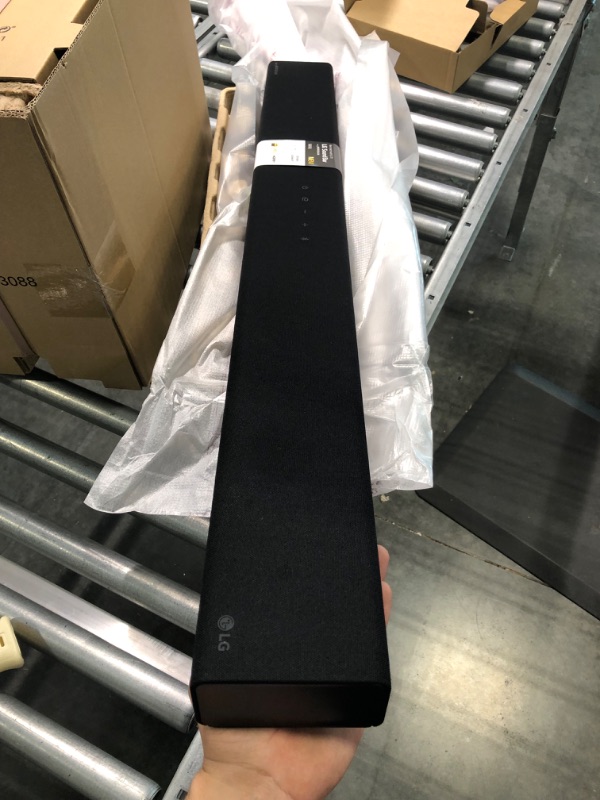 Photo 11 of LG S65Q 3.1ch High-Res Audio Sound Bars for TV, DTS Virtual:X, Synergy with LG TV, Meridian, HDMI, Wireless subwoofer ---Factory sealed ---
