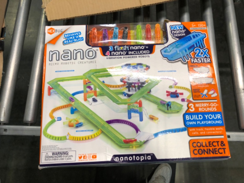 Photo 3 of HEXBUG Flash Nano nanotopia - Colorful Sensory Playset for Kids - Build Your Own Playground - Over 130 Pieces and Batteries Included