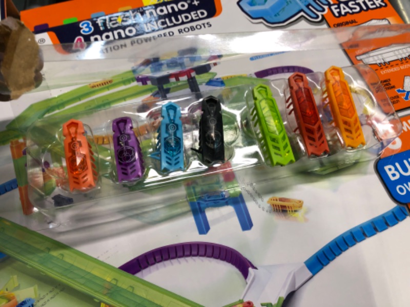 Photo 4 of HEXBUG Flash Nano nanotopia - Colorful Sensory Playset for Kids - Build Your Own Playground - Over 130 Pieces and Batteries Included