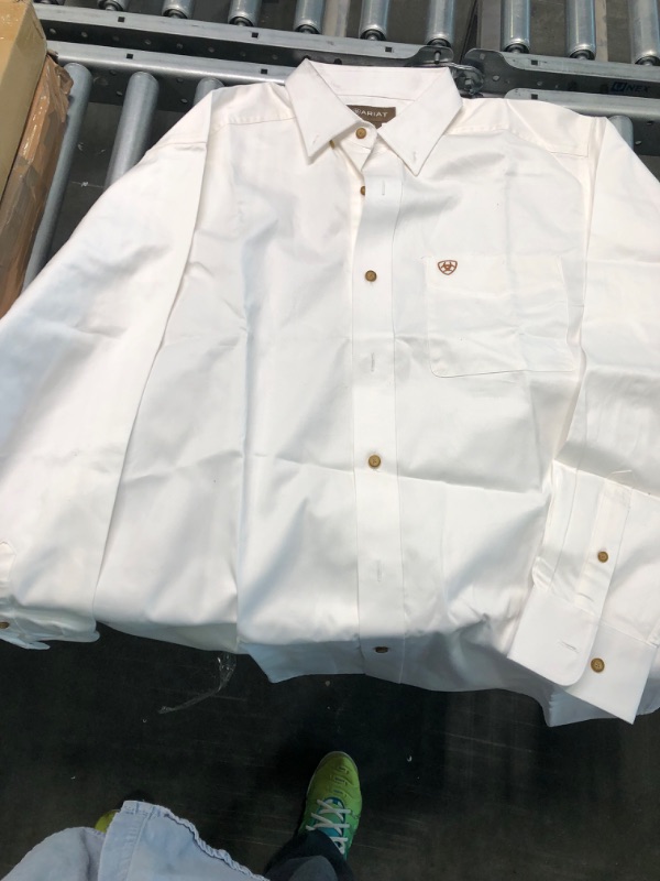 Photo 2 of ARIAT Solid Twill Classic Fit Shirt-Men's Long Sleeve Western Button-Down Medium White (STAIN ON COLLAR)