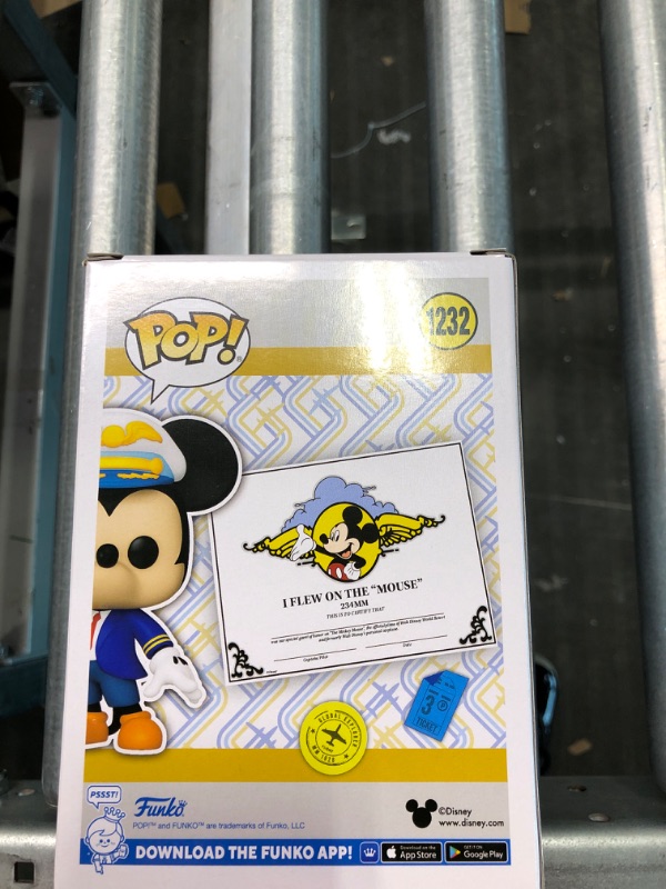 Photo 2 of Funko Disney Mickey Mouse One : Walt’s Plane - Pilot Mickey Mouse Pop!