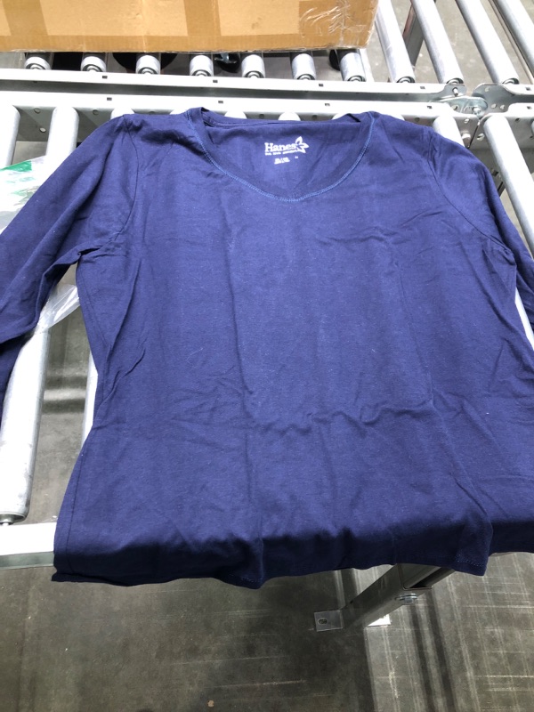 Photo 2 of Hanes Originals Women’s Long Sleeve Cotton V-Neck T-Shirt, Lightweight V-Neck Tee, Modern Fit XL