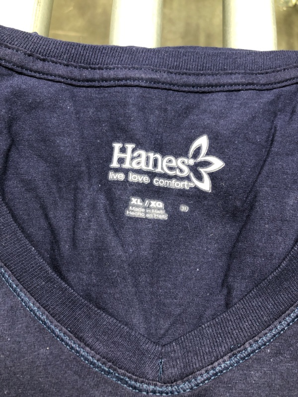 Photo 3 of Hanes Originals Women’s Long Sleeve Cotton V-Neck T-Shirt, Lightweight V-Neck Tee, Modern Fit XL