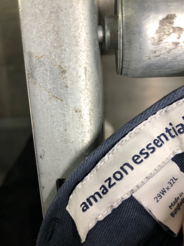 Photo 4 of Amazon Essentials Men's Casual Pants 29W x 31L Navy 