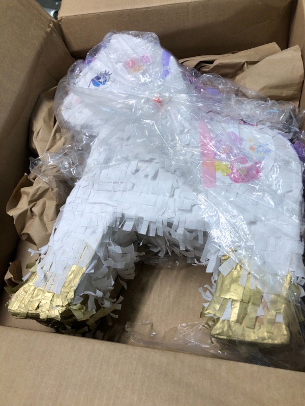 Photo 2 of Fiesta Star Fairytale Unicorn Pinata