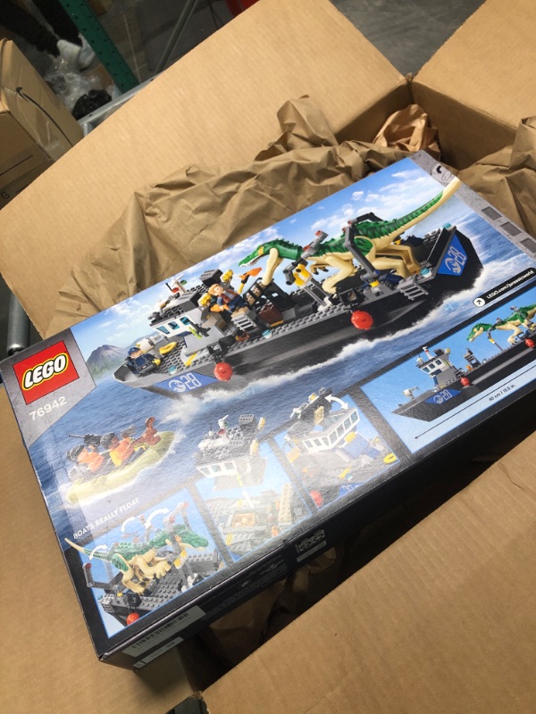 Photo 2 of Lego 76942 Jurassic World Baryonyx Dinosaur Boat Escape New With Sealed Box