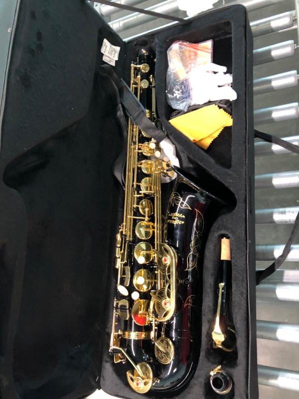 Photo 3 of Glory Black/Gold B Flat Tenor Saxophone with Case,10pc Reeds,Mouth Piece,Screw Driver,Nipper. A pair of gloves, Soft Cleaning Cloth.