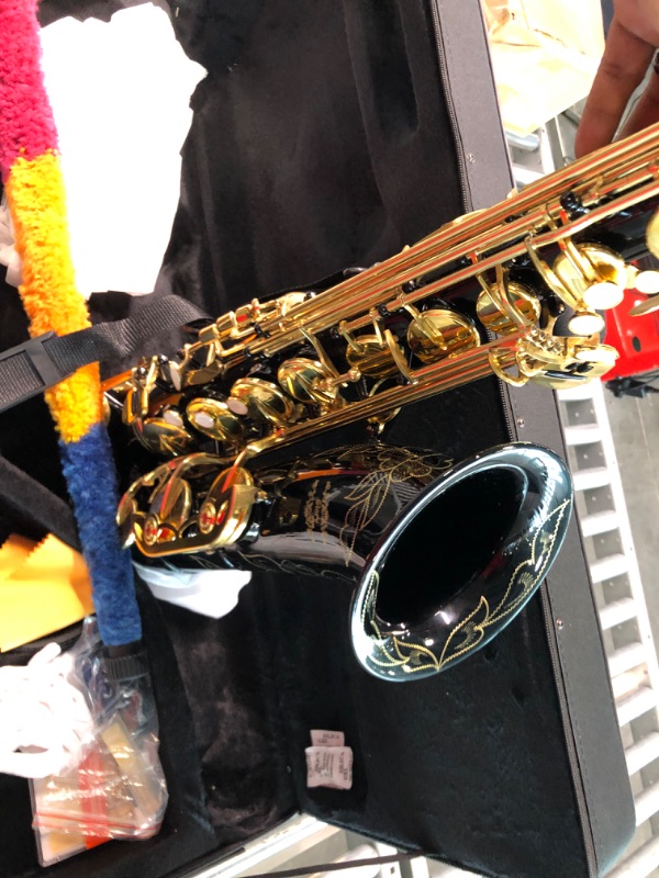 Photo 8 of Glory Black/Gold B Flat Tenor Saxophone with Case,10pc Reeds,Mouth Piece,Screw Driver,Nipper. A pair of gloves, Soft Cleaning Cloth.