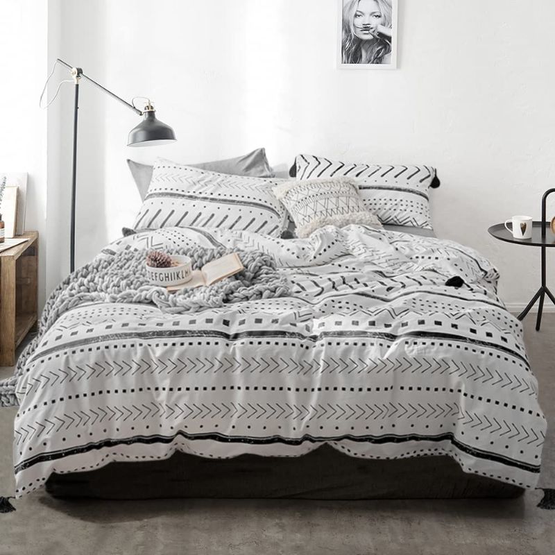 Photo 1 of 
VClife Cotton Boho Twin Comforter Set Modern Herringbone Stripe Plaid Dot Bedding Sets Twin White Black Bohemian Bedding Collection - 1 Duvet Cover & 2 pillow covers