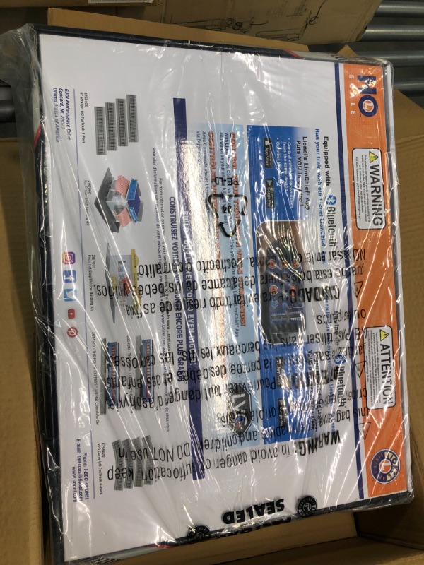 Photo 1 of Lionel New York Central Waterlevel Limited, Electric HO Gauge Model Train Set w/ Remote and Bluetooth Capability + 4 Additional Pieces of 20" Radius Straight MagneLock Track Complete Set + Expansion Track (Straight)