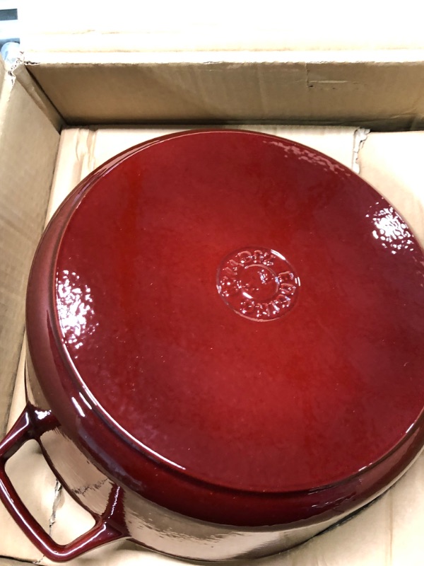 Photo 2 of Enameled Cast Iron Dutch Oven, 7.5 Quart Enamel Dutch Oven Cast Iron Pot With Lid, Suitable For Variety Stovetops,Island Spice Red Island Spice Red-7.5 7.5QT