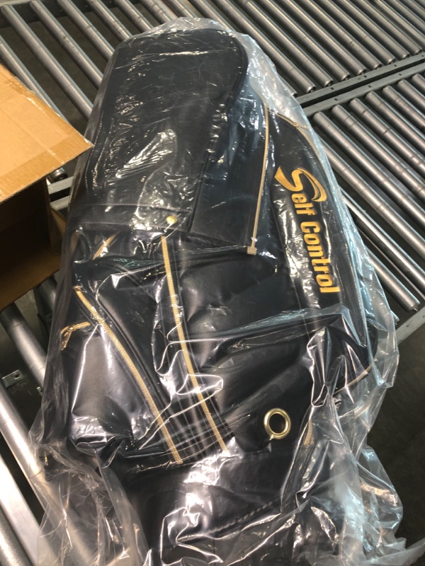 Photo 1 of brand:self control  golf bag 