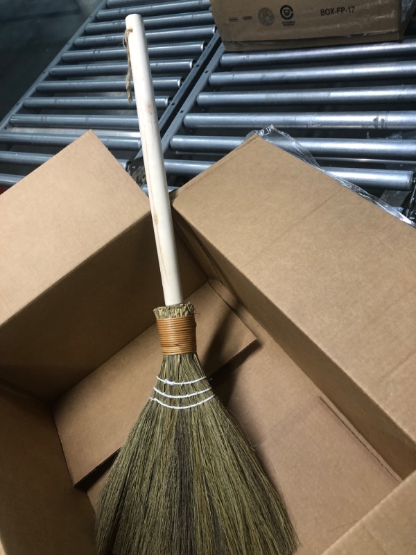 Photo 2 of  whisk hand broom 