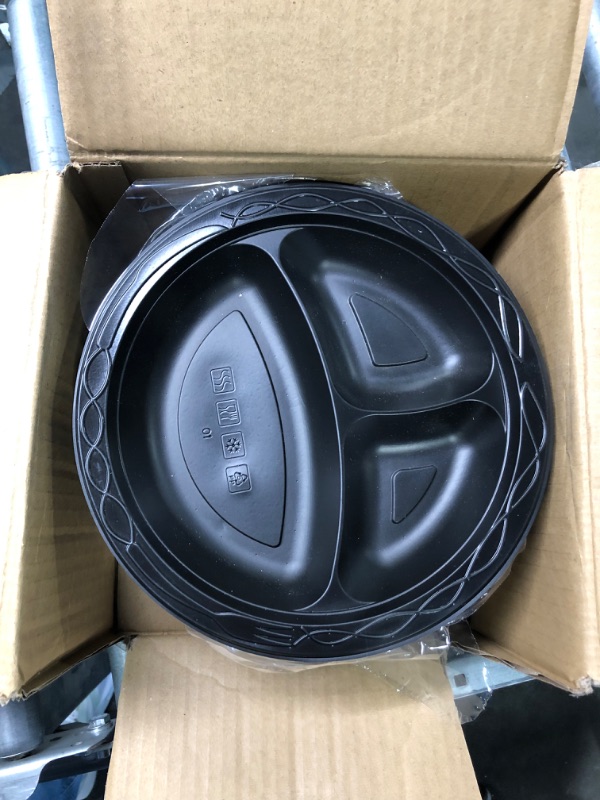 Photo 3 of YANGRUI Reusable Plastic Plate, 9 Inch 3 Compartments 150 Pack Food Grade Material BPA Free Black Dinner Plates