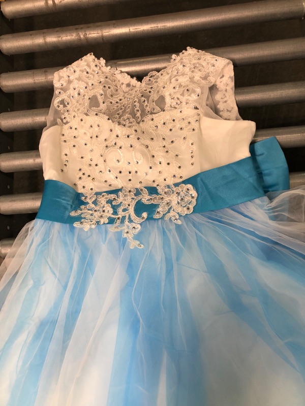Photo 2 of Flower Girls Vintage Lace 3/4 Sleeve Bridesmaid Velvet Dress Princess Wedding Party Pageant Evening Formal Prom Ball Gown 2-3T Light Blue
Size 12