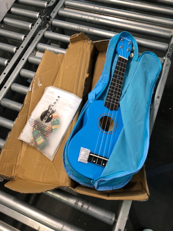 Photo 2 of Everjoys Soprano Ukulele Beginner Pack-21 Inch w/Free Online Lesson Gig Bag How to Play Songbook Digital Tuner Pick Polishing Cloth All in One Kit Blue