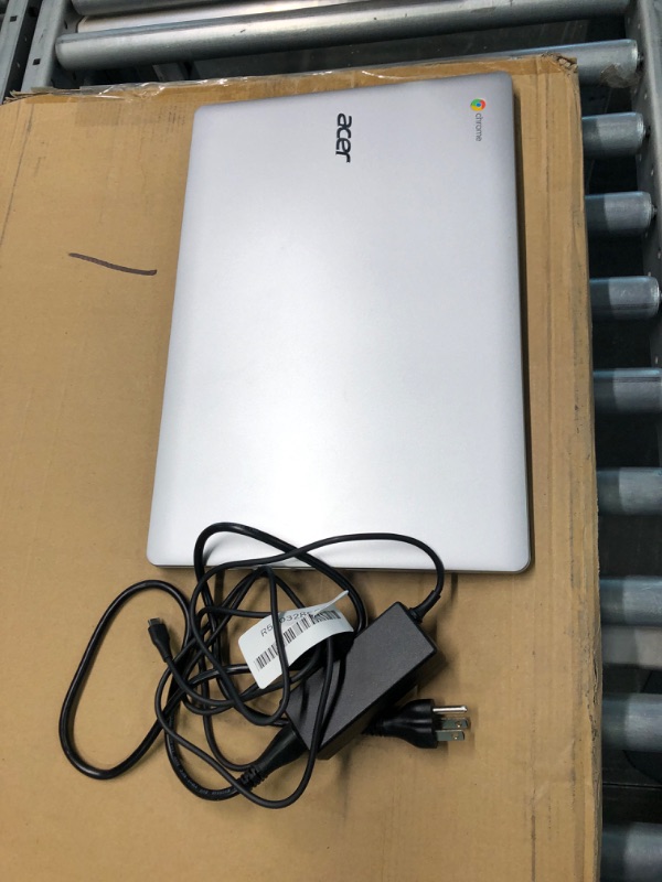 Photo 1 of Acer 2022 15inch HD IPS Chromebook, Intel Dual-Core Celeron Processor Up to 2.55GHz, 4GB RAM, 32GB Storage, Super-Fast WiFi Up to 1300 Mbps, Chrome OS-(Renewed) (Dale Silver)