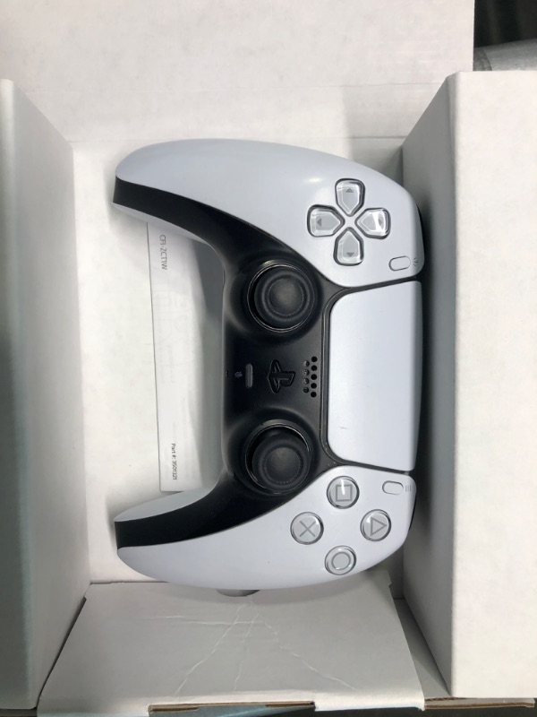Photo 3 of Playstation DualSense Wireless Controller White