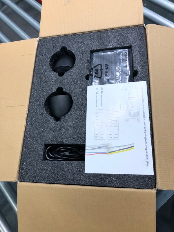 Photo 1 of PLINIUS PDF-21 Package 6.5" Slim Under-Seat Active Powered Car/Truck Subwoofer Sub Car Subwoofer+Amp+2.5 inch Speakers
