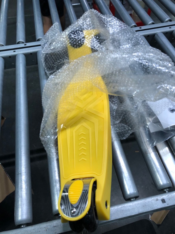Photo 1 of 3 Wheel Scooter for Kids, Kids Scooter with Light Up Wheels, Sturdy Deck Design, and 4 Height Adjustable Suitable for Kids Ages 3-12 LS306-YELLOW
