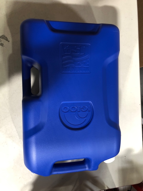 Photo 2 of  Hiking Water Storage Container, Blue 6 Gallon