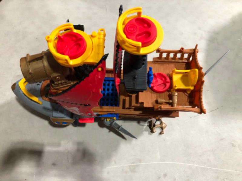 Photo 2 of Fisher-Price Imaginext Shark Bite Pirate Ship