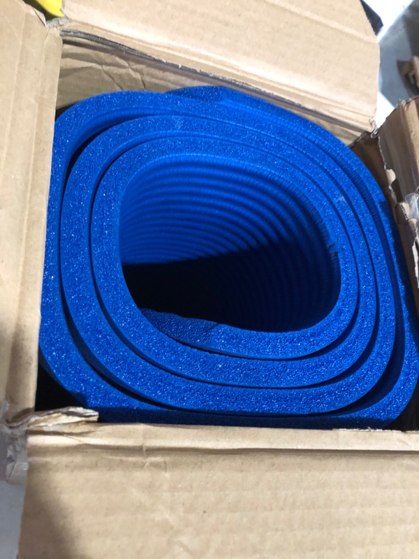 Photo 2 of Amazon Basics 1/2-Inch Extra Thick Exercise Yoga Mat Blue Yoga Mat