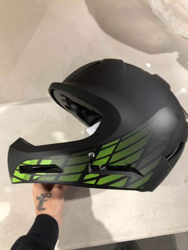 Photo 6 of *SEE NOTES*** Bell Drop Youth BMX Bike and Skate Helmet, Matte Black