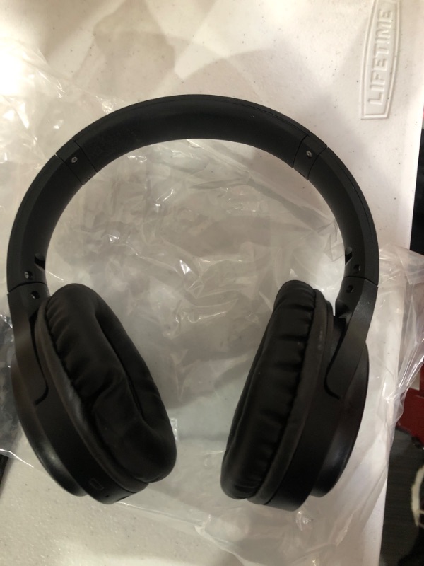 Photo 2 of  Active Noise Cancelling Headphones, Wireless Over Ear Bluetooth Headphones 