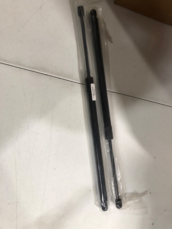 Photo 2 of Set of 2 Rear Liftgate Hatch Lift Support Struts Gas Spring Shock Replacement for Chevrolet Equinox 2005-2009 Pontiac Torrent 2006-2009