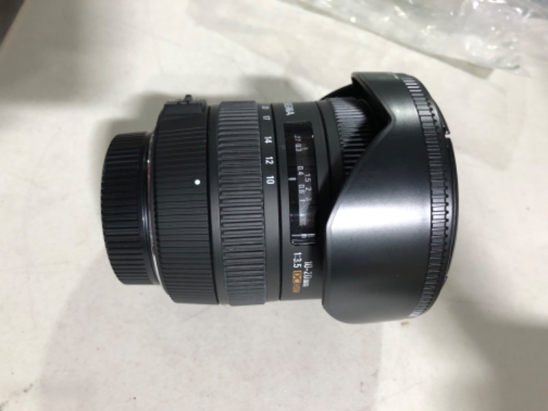 Photo 2 of Sigma 10-20mm f/4-5.6 EX DC HSM Lens for Canon Digital SLR Cameras Canon SLR Camera