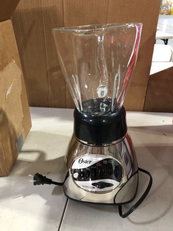 Photo 3 of [USED] Oster 6812-001 Core 16-Speed Blender- Black