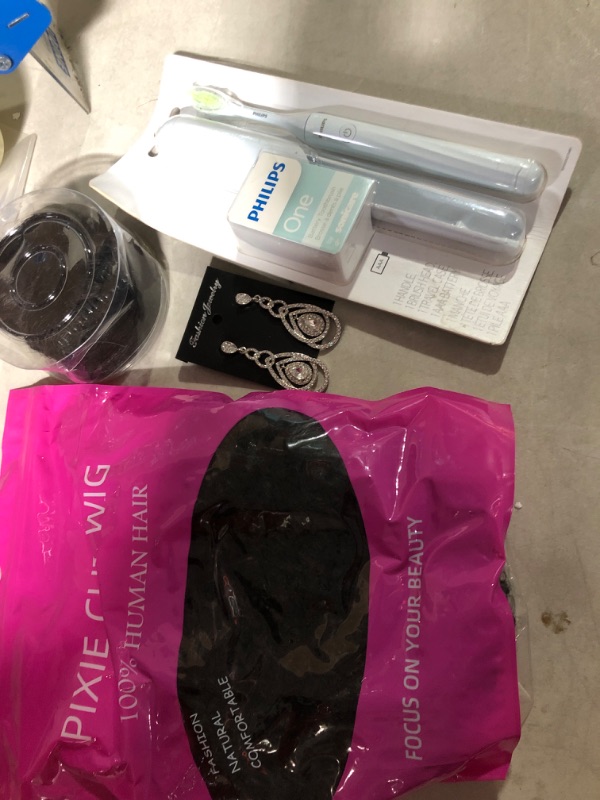 Photo 1 of assorted item beauty bundle