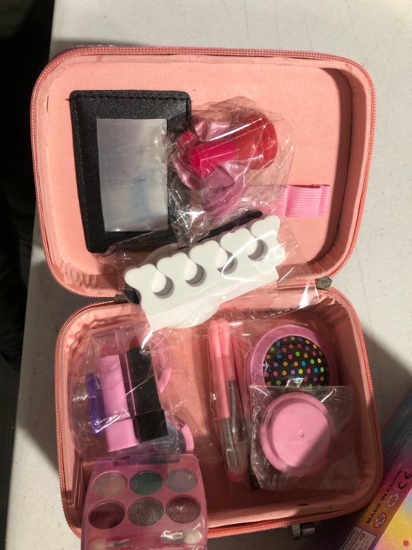 Photo 3 of Dreamon Real Makeup Set for Kids, Washable Children Play Make Up Toys
