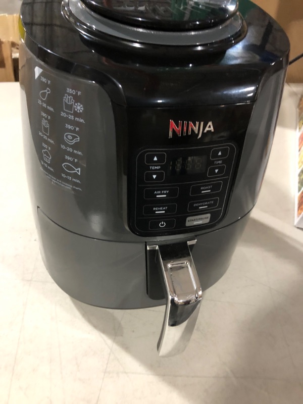 Photo 3 of *SEE NOTES* Ninja AF101 Air Fryer that Crisps, Roasts, Reheats, & Dehydrates, for Quick Easy Meals, Black/Grey 4 Quarts