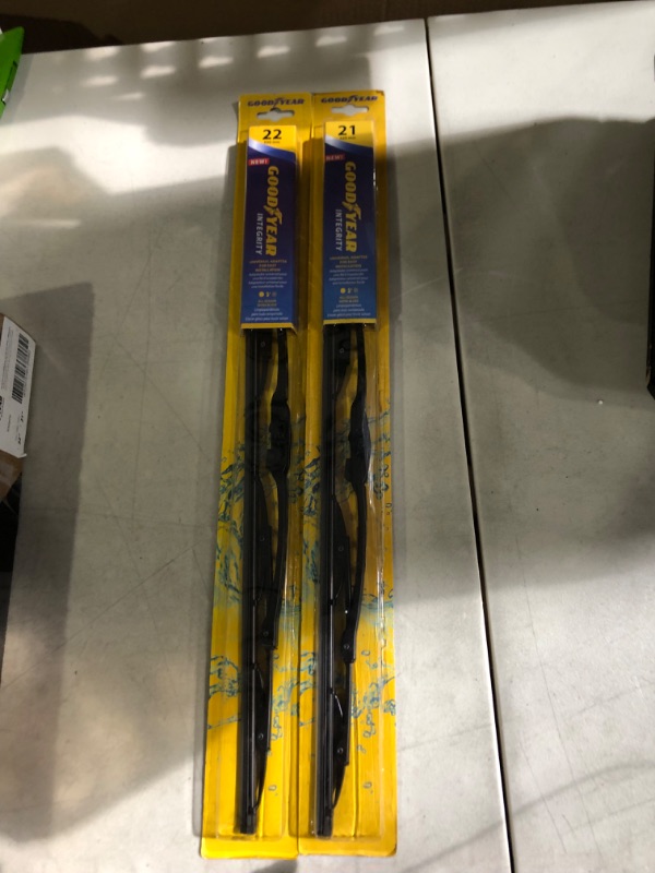 Photo 2 of Goodyear Integrity Windshield Wiper Blades 22 Inch & 21 Inch Set 22" and 21" Combo